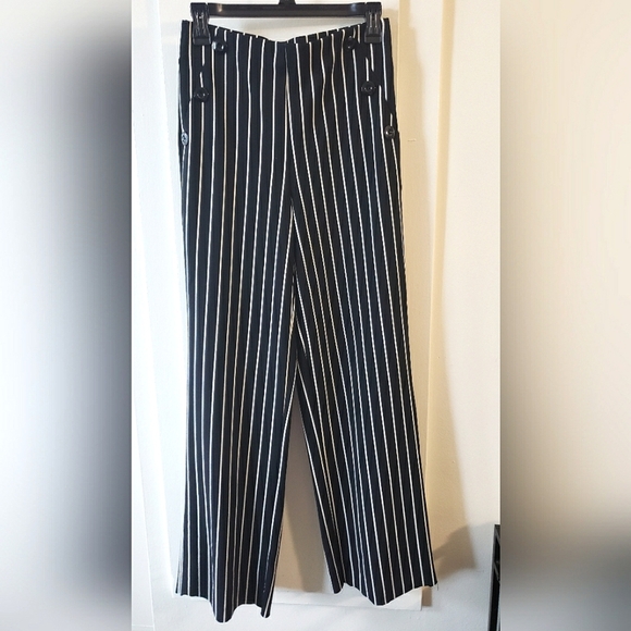 Pants - *3/$20 BBJ Los Angeles Black White Striped Wide Leg Pants w/ Button Detail